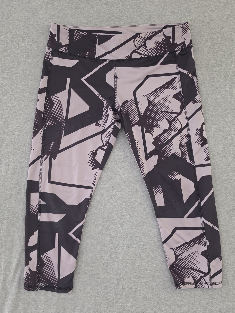 lululemon athletica Lilac and Black Abstract Print Leggings Size 12
